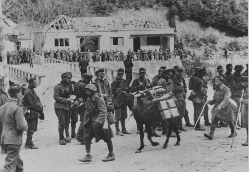Итальянские и немецкие войска в Греции. 1941 г.