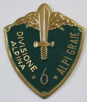 Армейские нарукавные дивизионные щиты. 