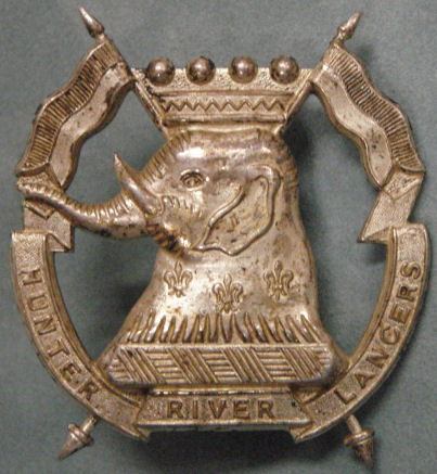 Знак на шляпу военнослужащих 16-го полка легкой кавалерии.