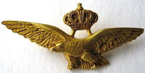 Аверс и реверс знака военного летчика в золоте до 1937 г. Королевство.