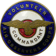 Аверс и реверс знака коменданта VAOC - добровольных воздушных наблюдателей.