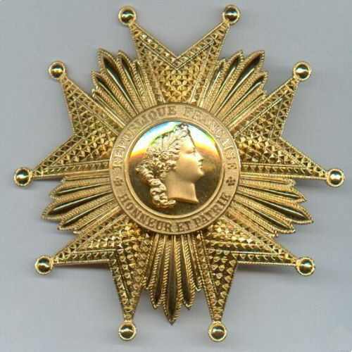 Аверс и реверс золотой звезды к знаку Кавалера большого креста ордена Почётного легиона. 