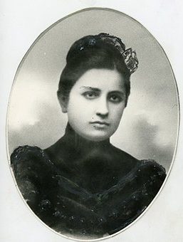 Сванидзе Екатерина (Като) Семёновна.