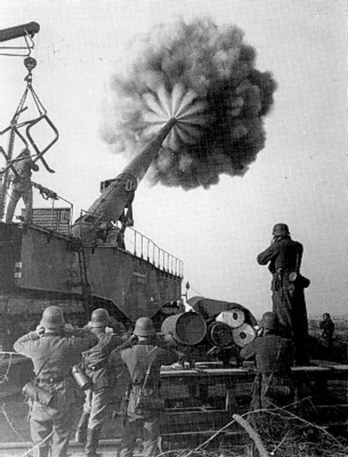 «Дора» обстреливает Севастополь. Февраль-март 1942 г.