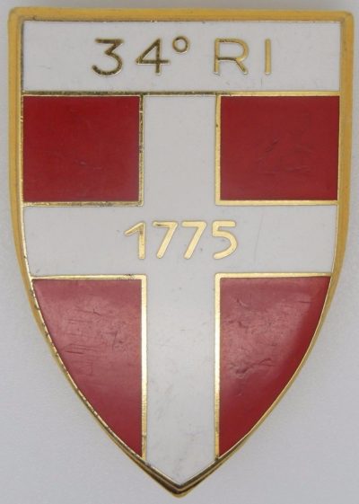 Аверс и реверс знака 34-го пехотного полка.