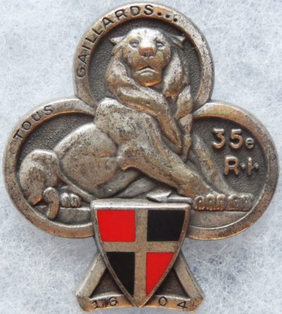 Аверс и реверс знака 35-го пехотного полка.