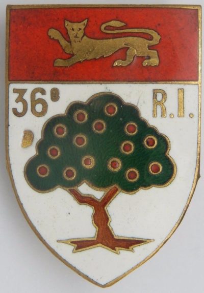 Аверс и реверс знака 36-го пехотного полка.