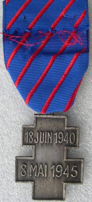 Аверс и реверс медали добровольной службы в рядах Свободной Франции.