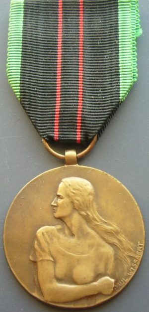 Аверс и реверс медали вооруженного Сопротивления 1940-1945.