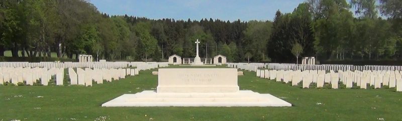 Муниципалитет Гмунд. Воинское кладбище воинов Королевских военно-воздушных сил Соединенного Королевства, Новой Зеландии, Канады и Австралии.