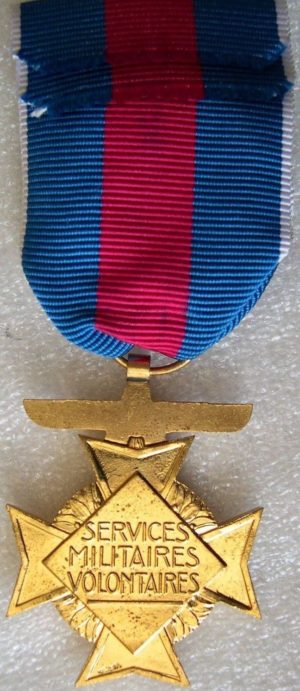 Аверс и реверс золотого креста «За добровольную воинскую службу» 1-й степени II типа для резервистов авиации.