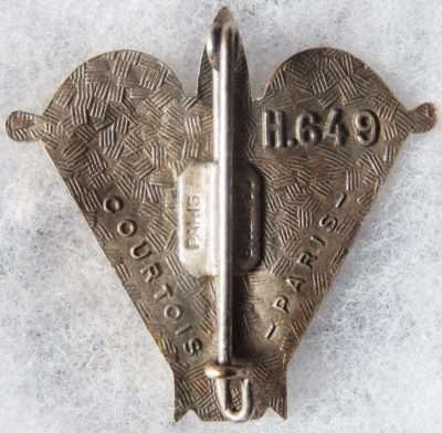 Аверс и реверс знака 13-го артиллерийского полка.