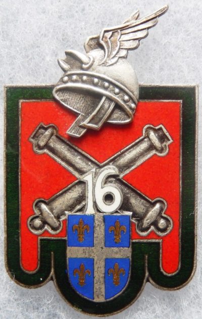 Аверс и реверс знака 16-го артиллерийского полка.