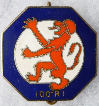 Аверс и реверс знака 100-го пехотного полка.