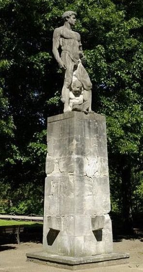 г. Фюрт. Памятник солдатам 8-го пехотного полка, погибшим во время обеих мировых войн. 