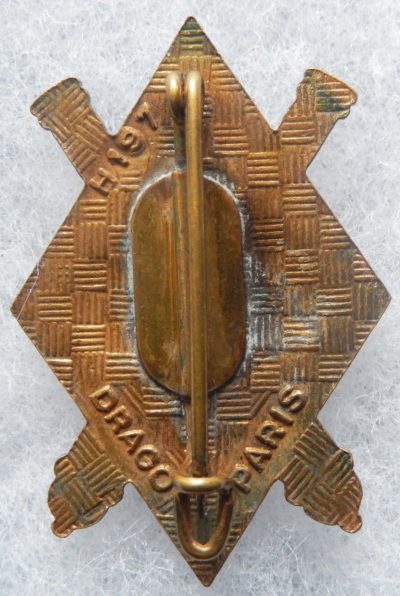 Аверс и реверс знака 68-го артиллерийского полка.