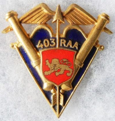 Знак 403-го зенитного артиллерийского полка.