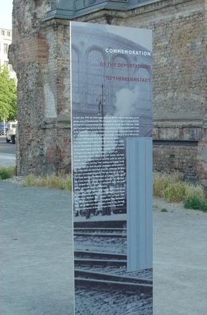г. Берлин – Ангальтер. Мемориал на станции депортированным евреям, с которой их вывозили в концлагеря.