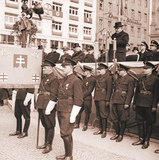 Митинг в поддержку нацистов. Братислава, 1939 г. 