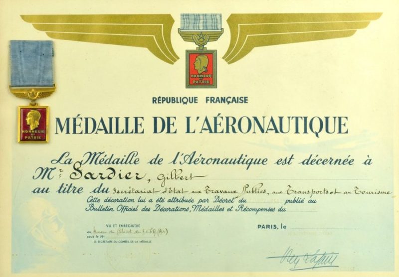 Свидетельство о награждении медалью аэронавтики.
