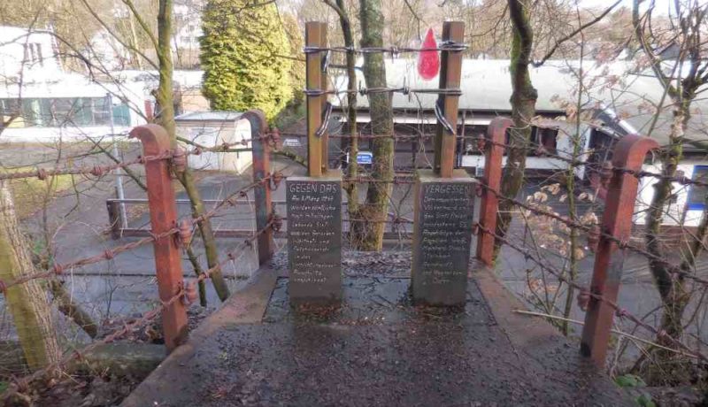 г. Золинген. Памятник на братской могиле 55 цыган, погибших в Аушвице-Биркенау.