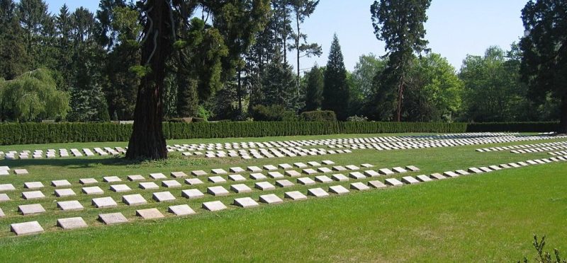 Итальянское военное кладбище.