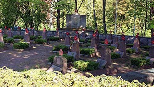 г. Эйслебен. Военное кладбище, где похоронено 42 советских воинов.