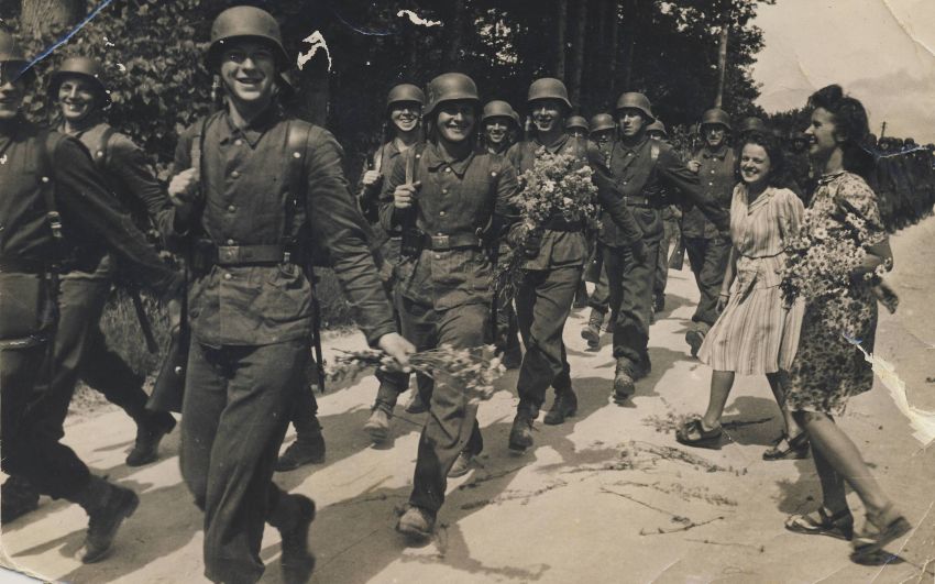 Латвийские легионеры. 1944 г. 