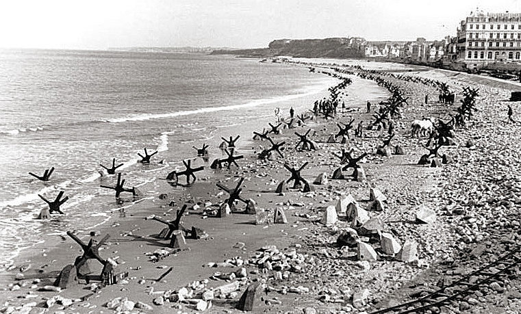 Прибрежные заграждения. Па-де-Кале. Франция. 1944 г.