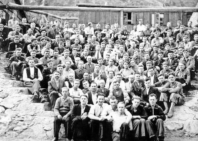 Остарбайтеры в лагере для пленных в г. Ордалштанген. Норвегия. 1945 г.