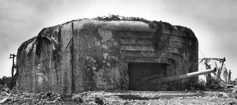 Орудия береговой батареи. Па-де-Кале. Франция. 1944 г.