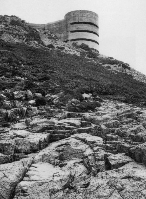 113-я наблюдательная башня на Нормандских островах. 1944 г.