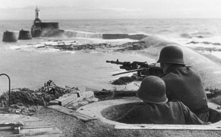 Береговые укрепления в Ванде. 1944 г. 