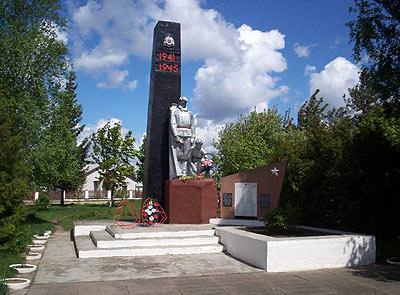 д. Великое Село Свислочского р-на. Памятник 128 землякам, погибших в годы войны. 