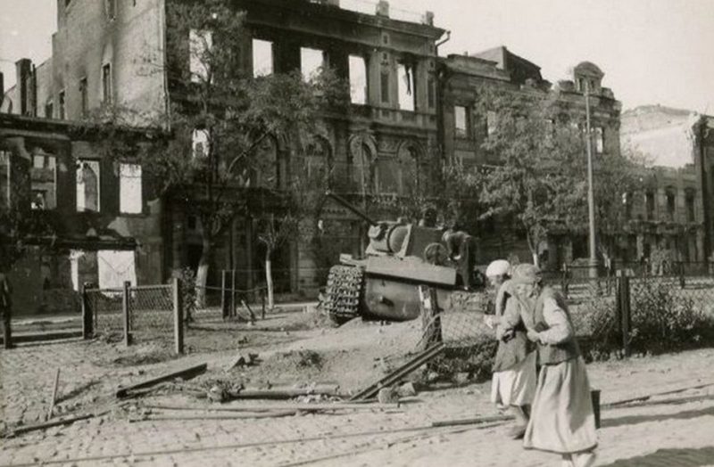 Город в оккупации. Осень 1942 г.