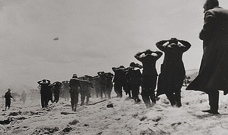 Первые немецкие пленные в Нормандии. 1944 г.