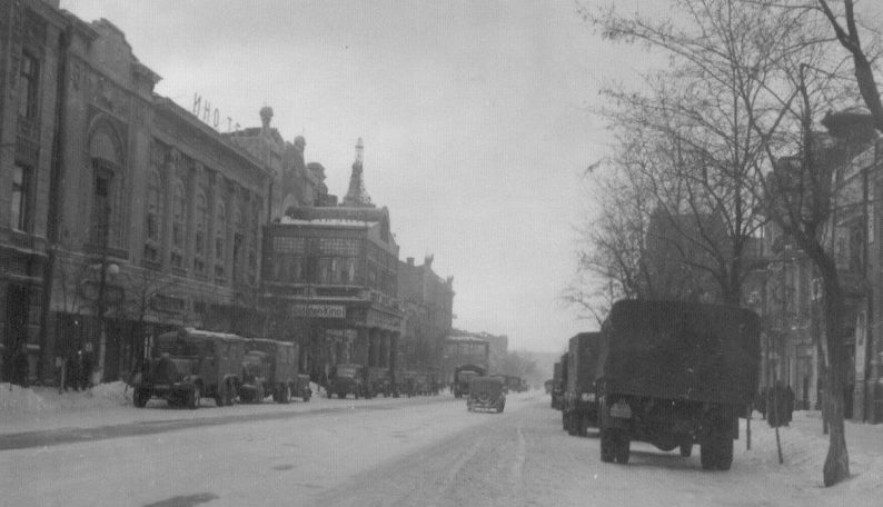 Улица Энгельса (Садовая). Январь 1943 г.