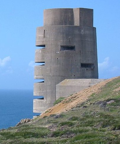 Наблюдательная башня на острове Олдерни.