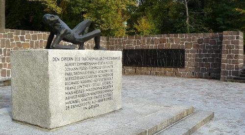 г. Шпремберг. Мемориал, посвященный жертвам национал-социализма и 24 погибшим заключенным концлагеря.
