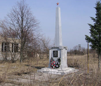 д. Тульговичи Хойникского р-на. Памятник в зоне отчуждения, погибшим в годы войны.