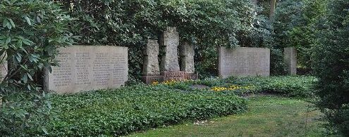 г. Гамбург Вольдорф-Олстедт. Памятник землякам, погибшим во время обеих мировых войн.