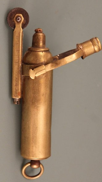 Зажигалка фирмы «IMCO». Модель 1920 года. 