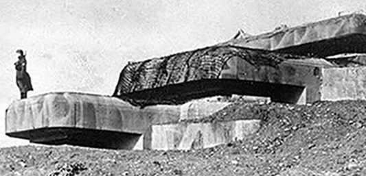 Командный бункер типа M157 во время войны и сегодня. 