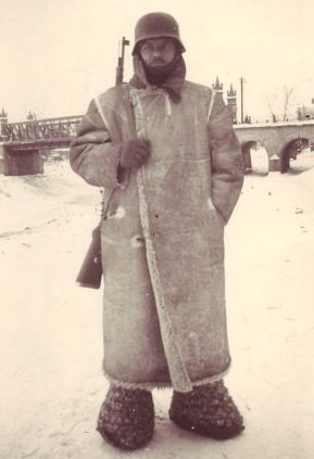 Русская зима в лаптях. г. Орел, февраль 1942 г. 