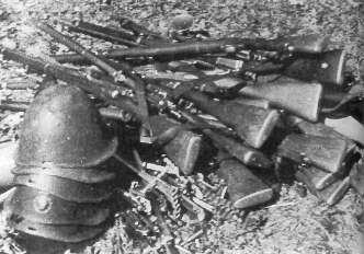 Датские солдаты в плену. Сопротивление всей армии продолжалось целое утро. Было убито 2 датских солдата и 10 ранено. 9 апреля 1940 г.