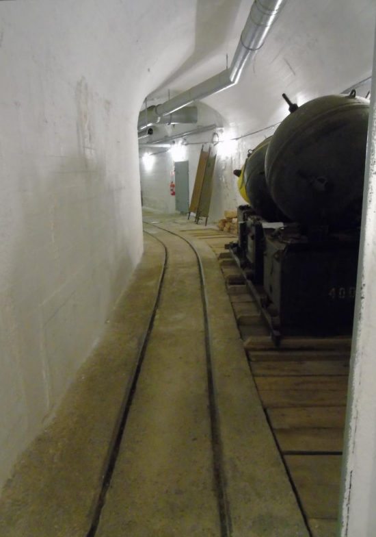 Подземные тоннели батареи. 
