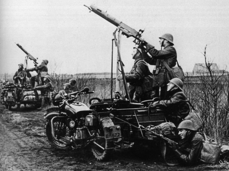 Мотоциклисты Королевской армии. 1939-1940 гг.