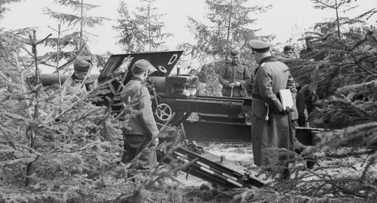 Захваченное немцами датское орудие. 9 апреля 1940 г. 