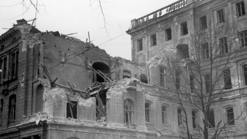 Последствия первой бомбёжки Хельсинки. 30 ноября 1939 г.