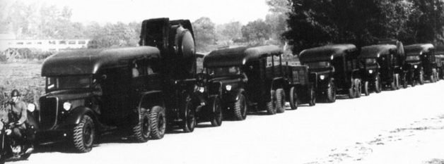 Тягачи «Форд-TRADO» с прожекторами. 1939 г. 